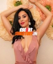 Navya – Elegant Independent Delhi Escort with a Stunning Figure